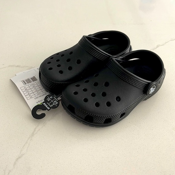Kids classic black crocs - Picture 1 of 5
